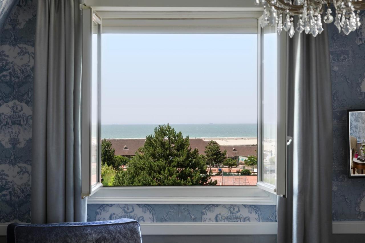 Hotel Barriere Le Normandy Deauville Room photo